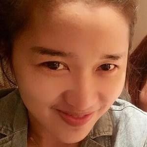 Meet your Posher, Sirinat